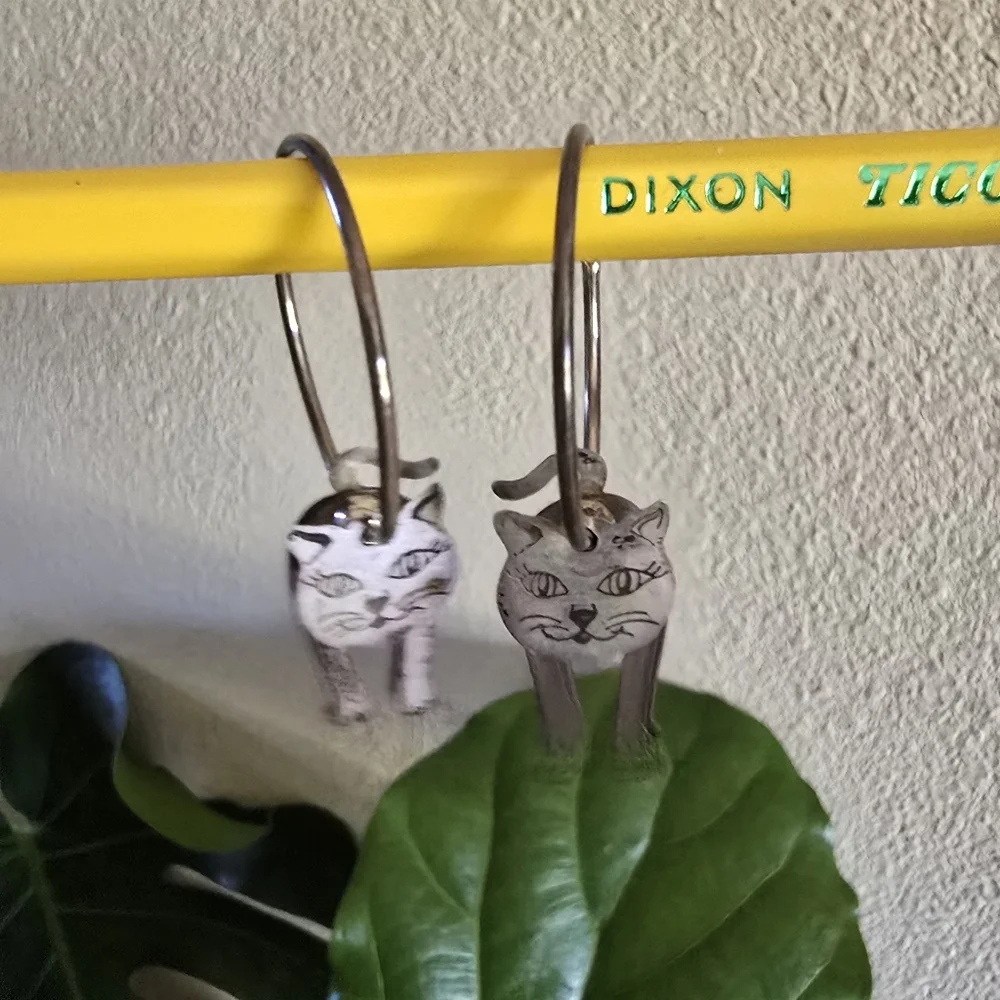 Esterling Silver Dangle Cat Earrings‎